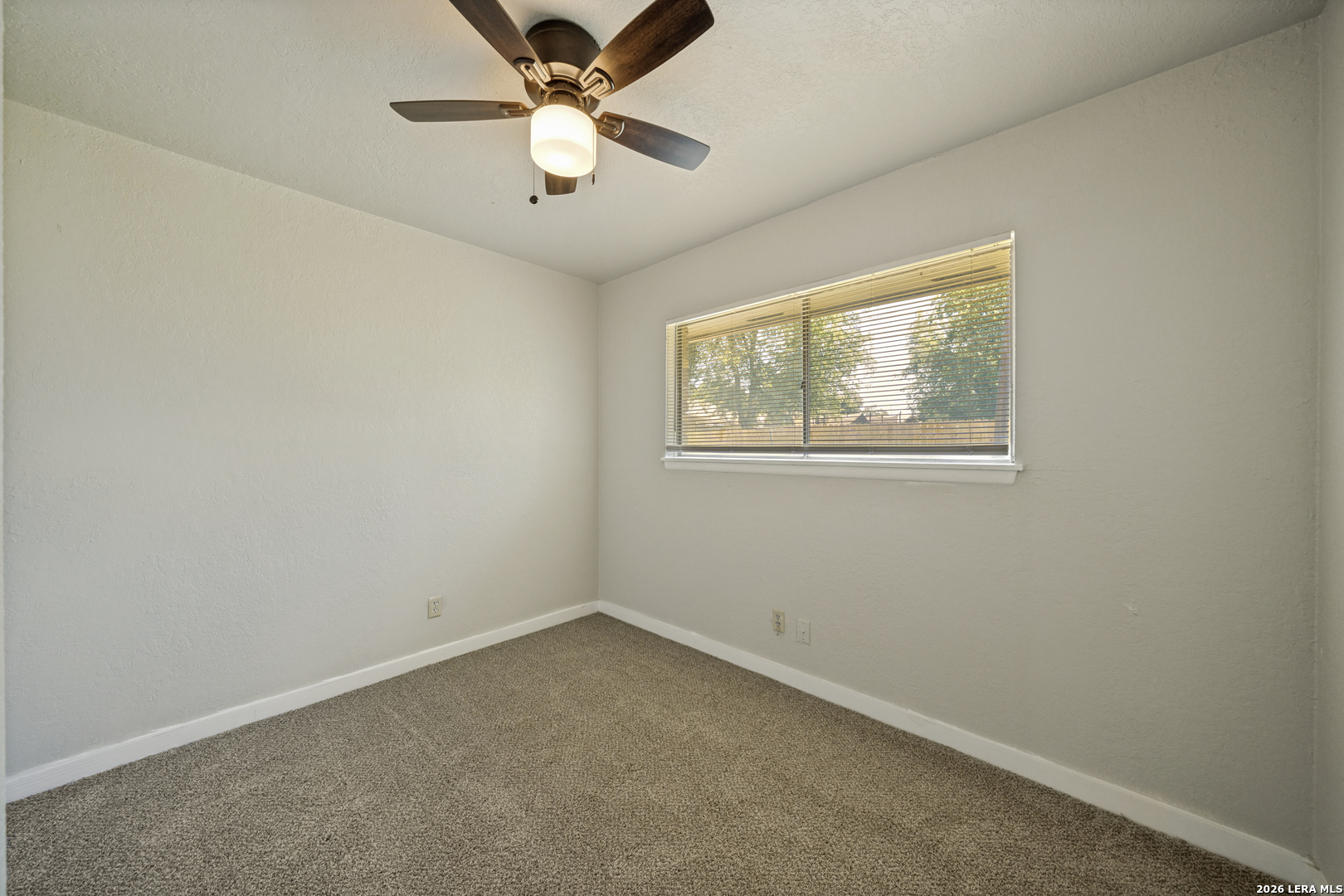 4240 CHESTNUTHILL DR, San Antonio, TX 78218