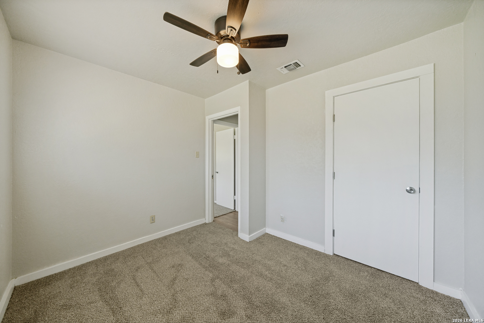 4240 CHESTNUTHILL DR, San Antonio, TX 78218