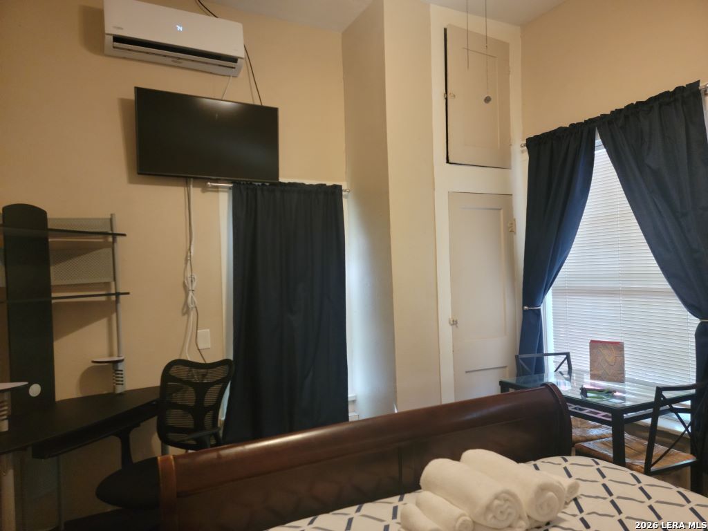 403 W HIGHLAND BLVD, #3, San Antonio, TX 78210