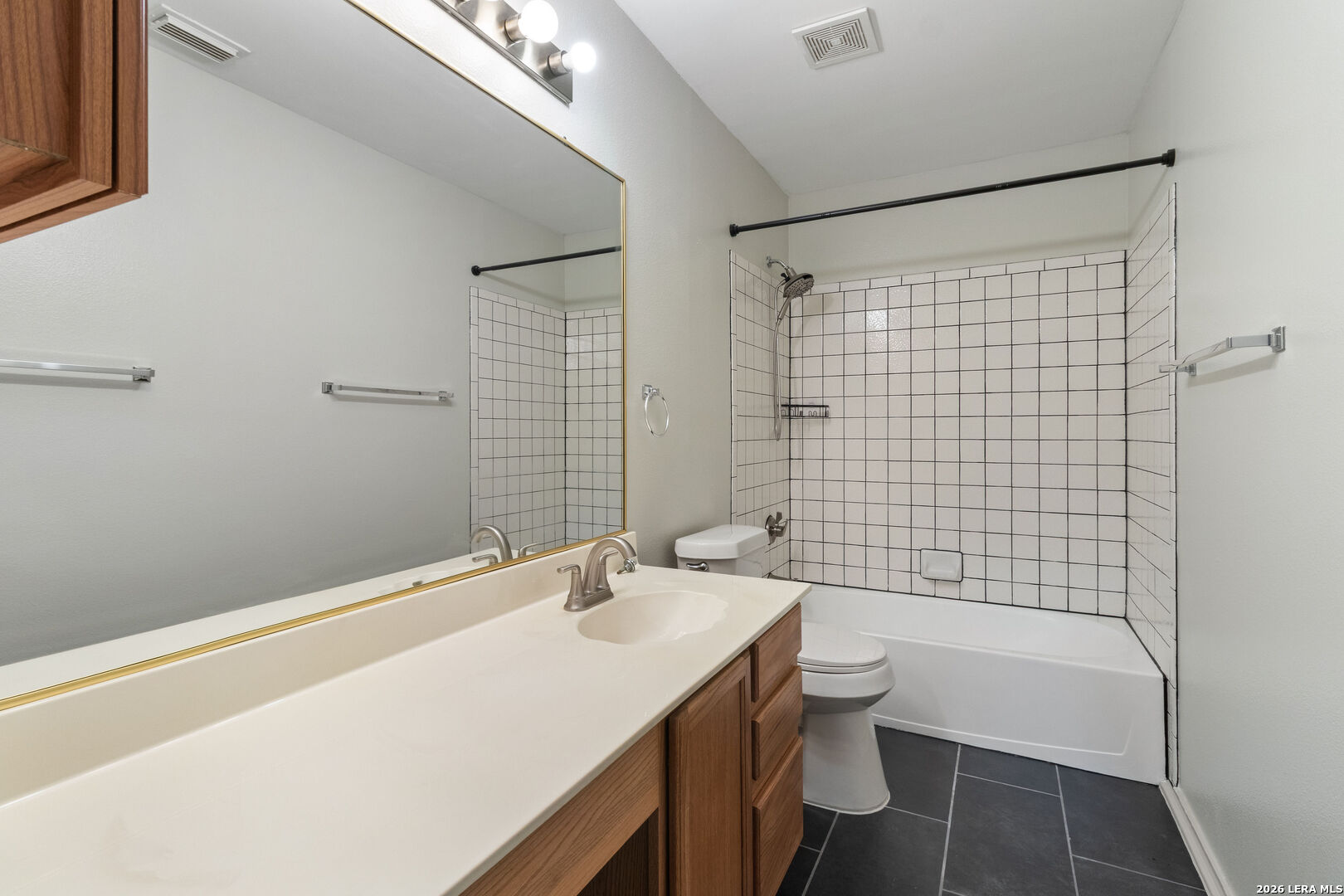 7610 MONTFORD PL, Converse, TX 78109