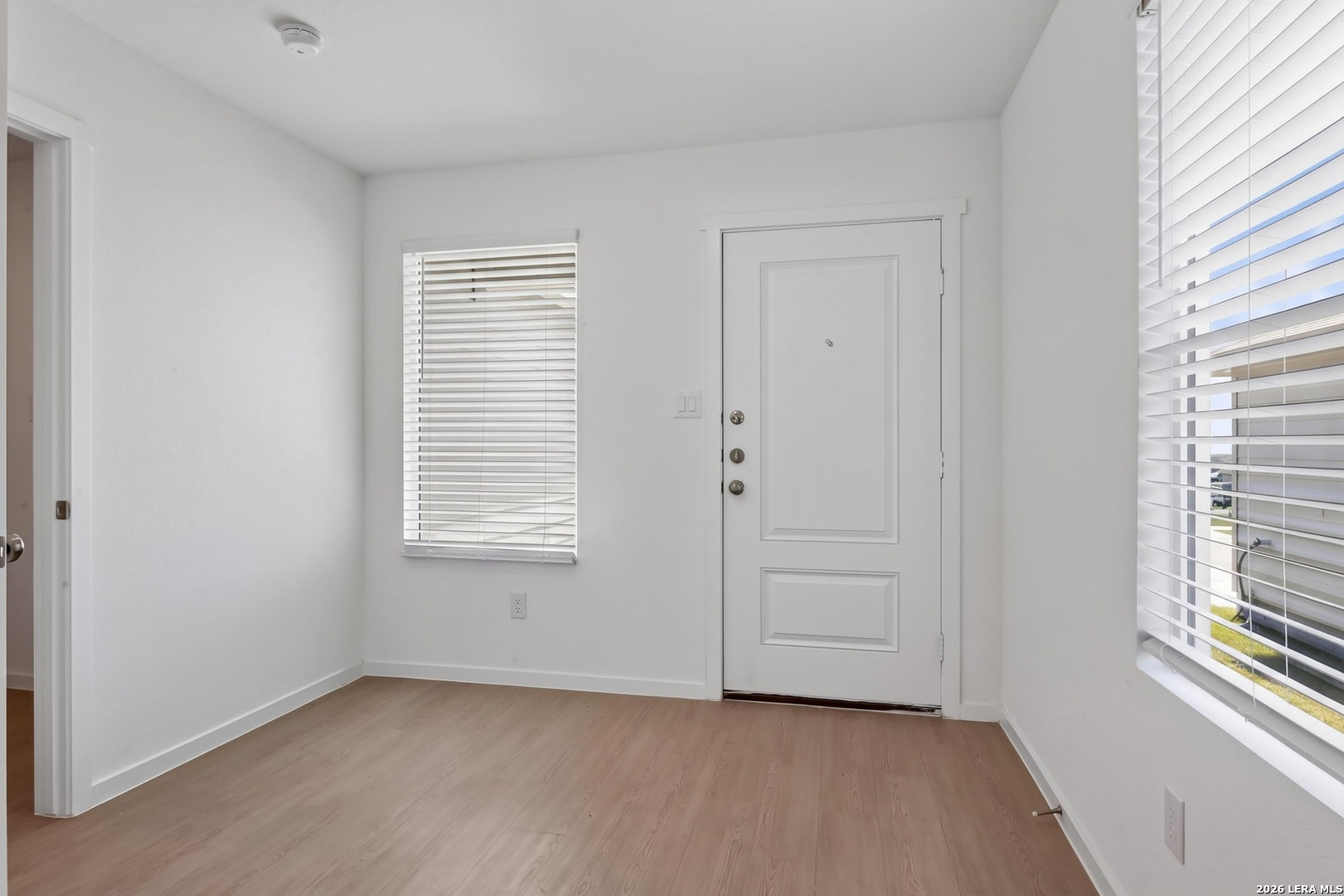 511 SARAH WAY, Marion, TX 78124