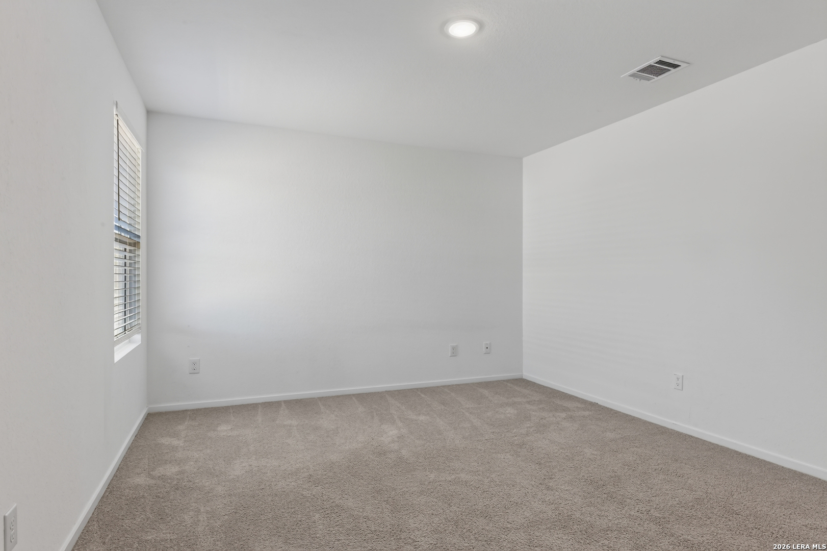 511 SARAH WAY, Marion, TX 78124