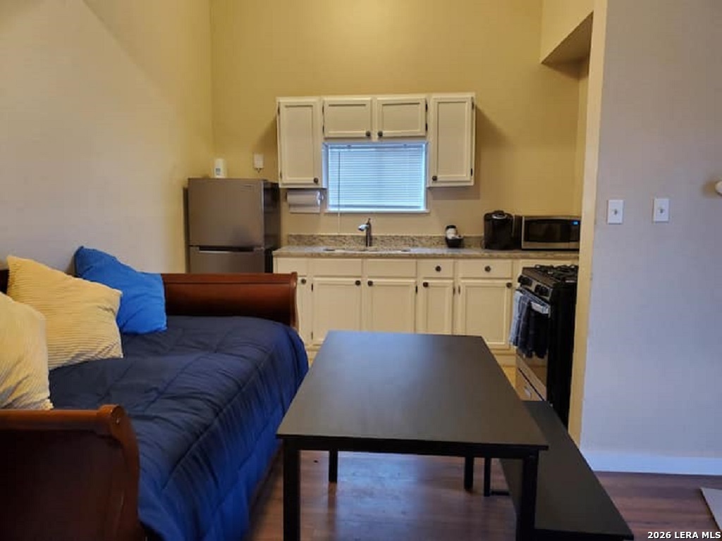 403 W HIGHLAND BLVD, #2, San Antonio, TX 78210