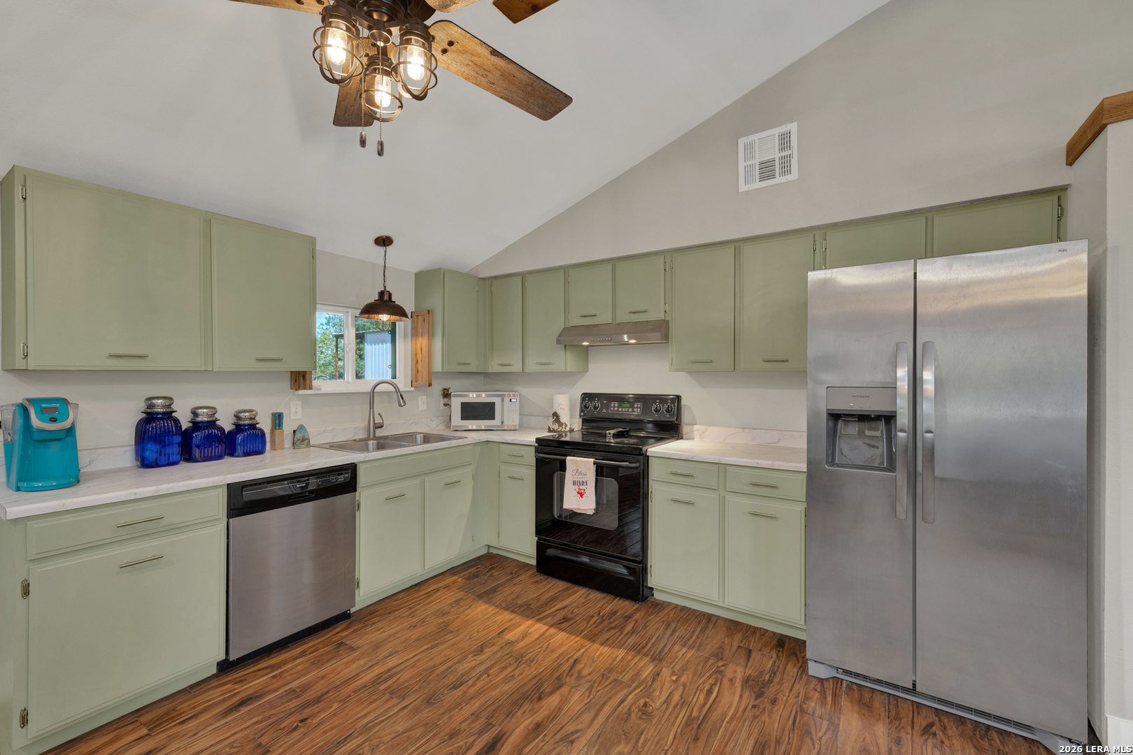307 VALLEY ACRES DR, New Braunfels, TX 78130