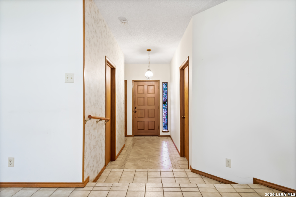 13723 HUNTERS HAWK ST, San Antonio, TX 78230