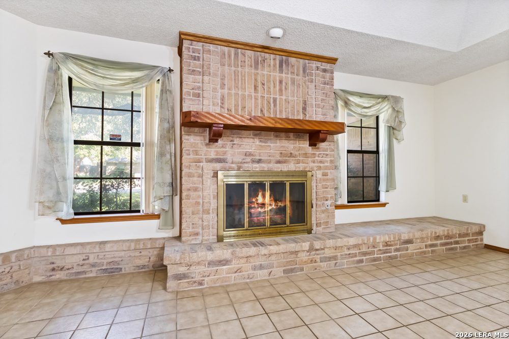 13723 HUNTERS HAWK ST, San Antonio, TX 78230