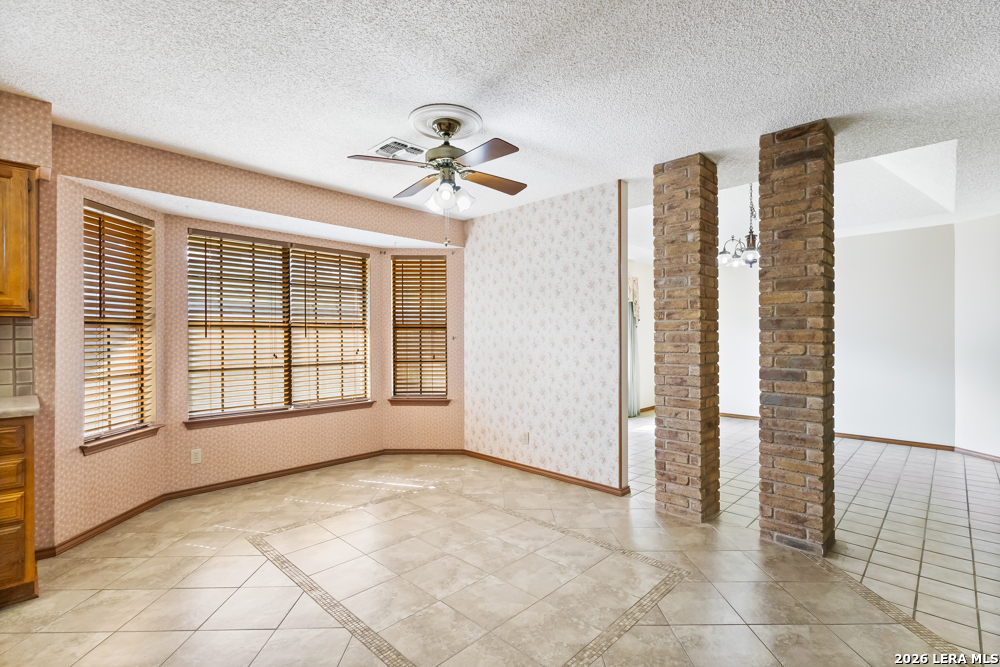 13723 HUNTERS HAWK ST, San Antonio, TX 78230