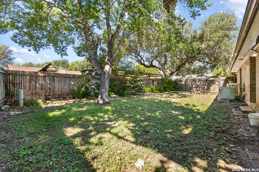 13723 HUNTERS HAWK ST, San Antonio, TX 78230