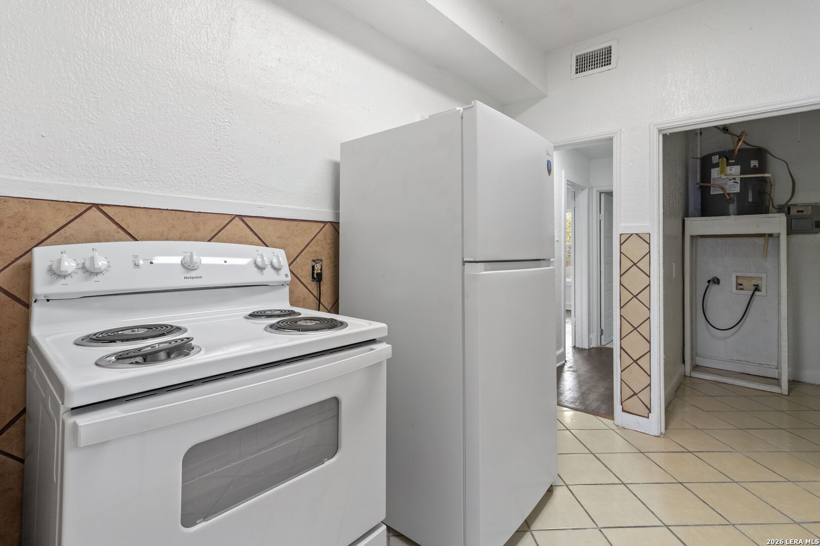 1630 W ROSEWOOD AVE, #A, San Antonio, TX 78201