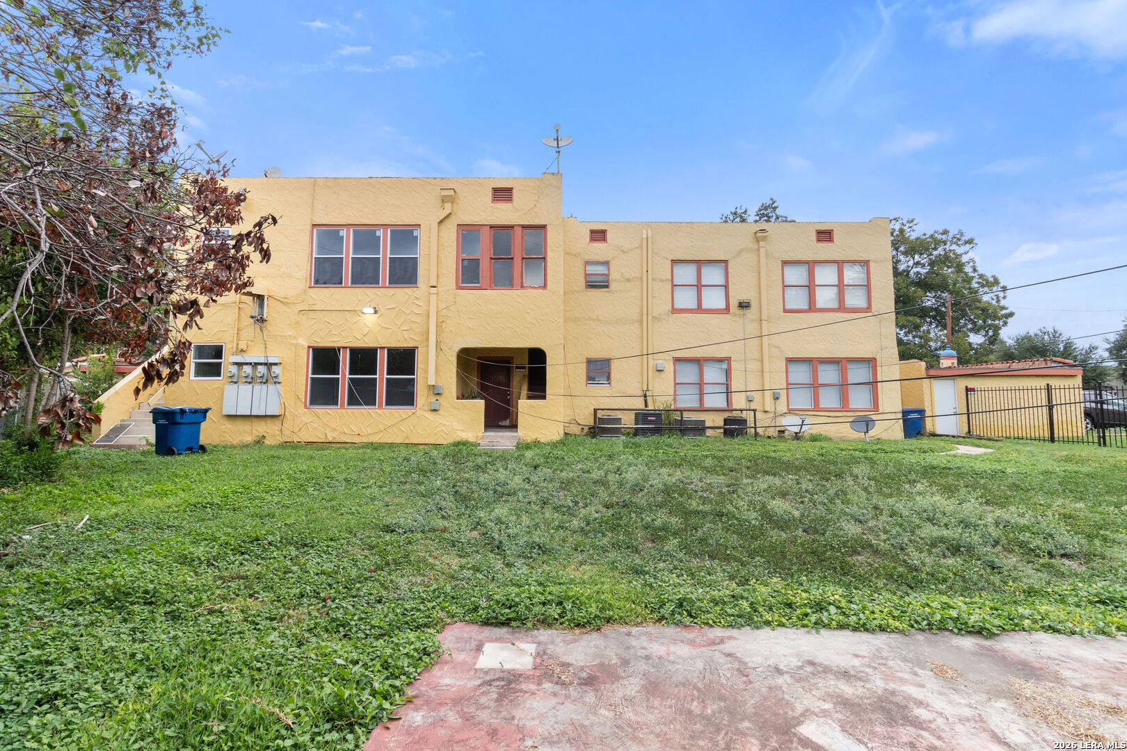 1630 W ROSEWOOD AVE, #A, San Antonio, TX 78201