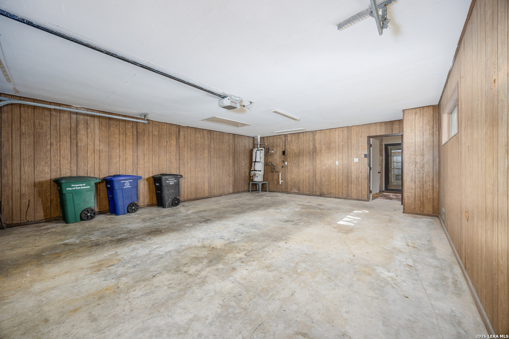 11122 WHISPER SPRING DR, San Antonio, TX 78230