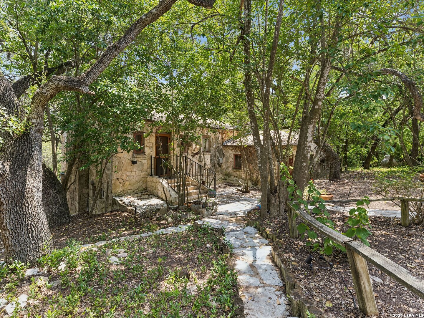 19592 Bluehill Pass, Helotes, TX 78023