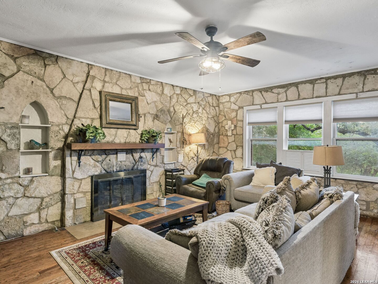 19592 Bluehill Pass, Helotes, TX 78023
