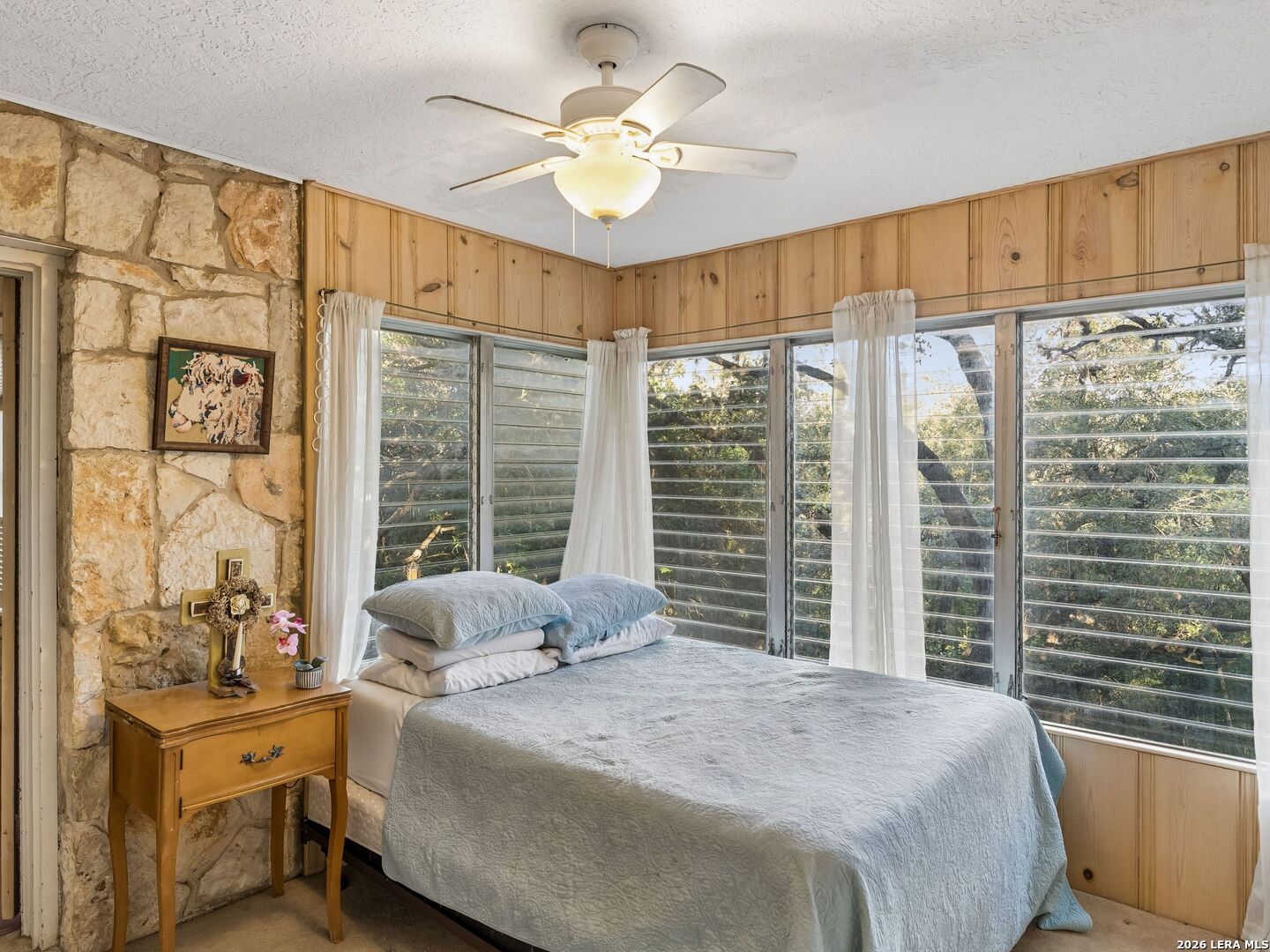19592 Bluehill Pass, Helotes, TX 78023