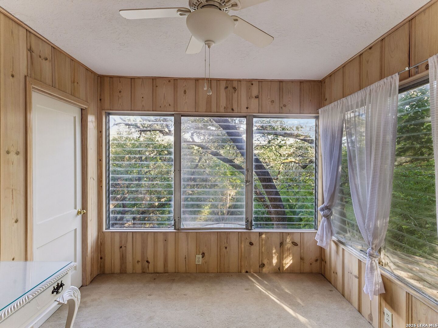 19592 Bluehill Pass, Helotes, TX 78023