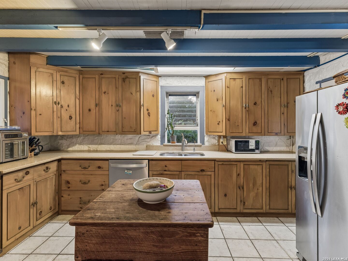 19592 Bluehill Pass, Helotes, TX 78023