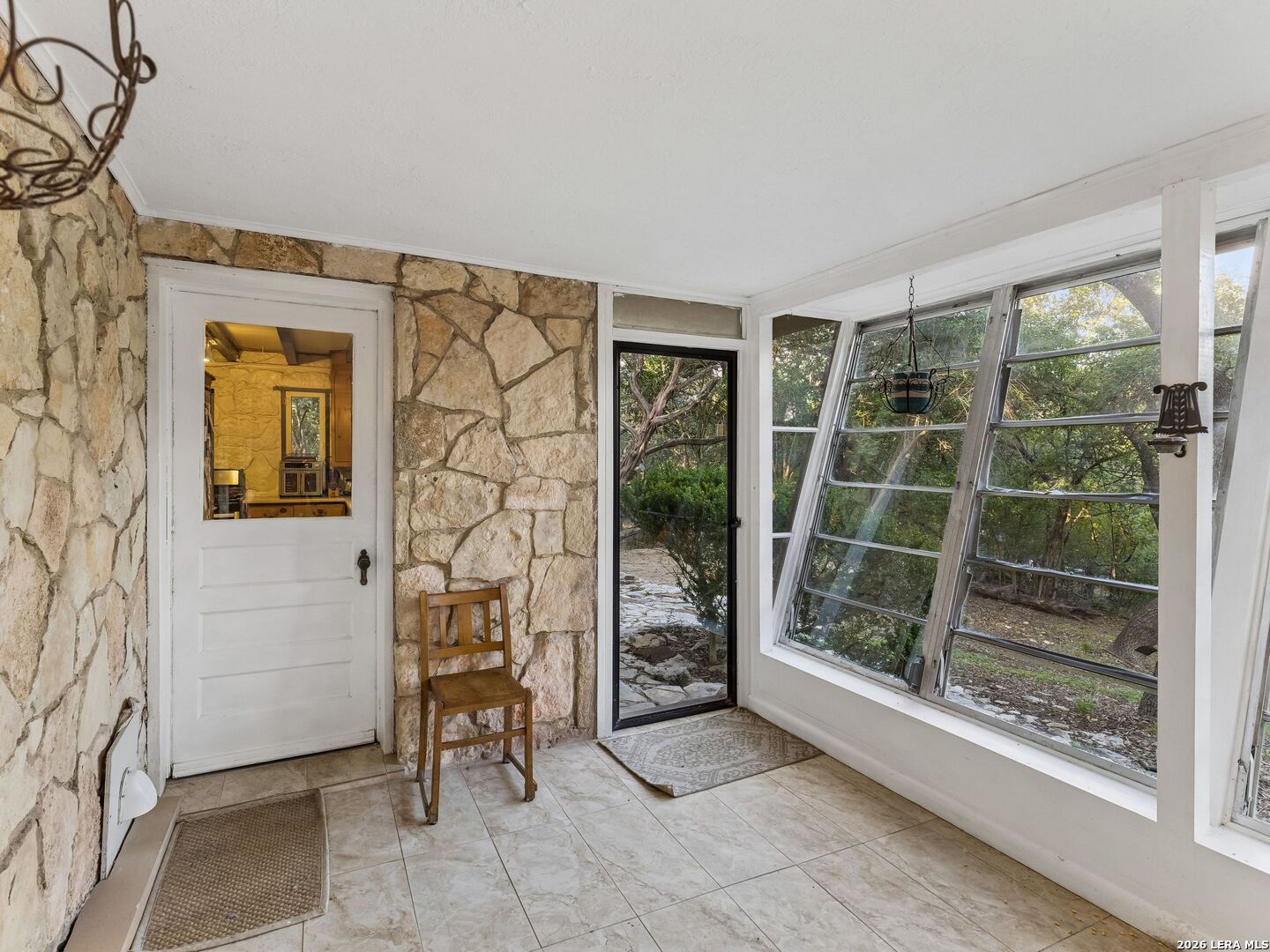 19592 Bluehill Pass, Helotes, TX 78023
