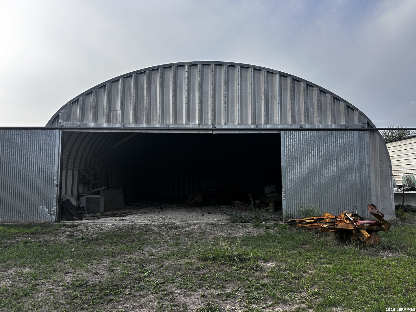 2606 OLD SAINT MARYS RD, Beeville, TX 78102
