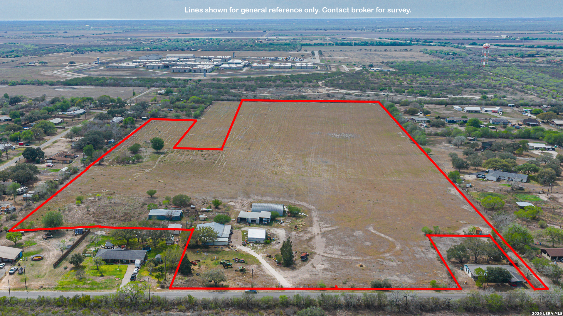 2606 OLD SAINT MARYS RD, Beeville, TX 78102