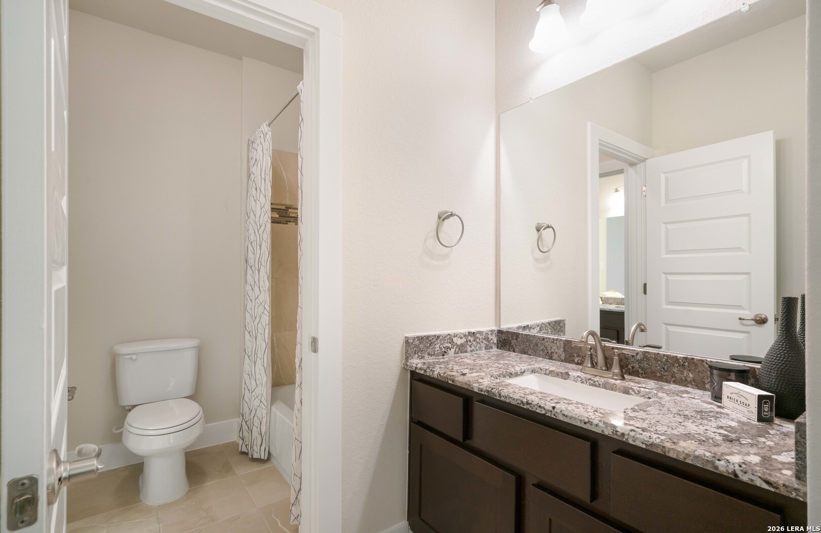797 LILLY BLF, Castroville, TX 78009