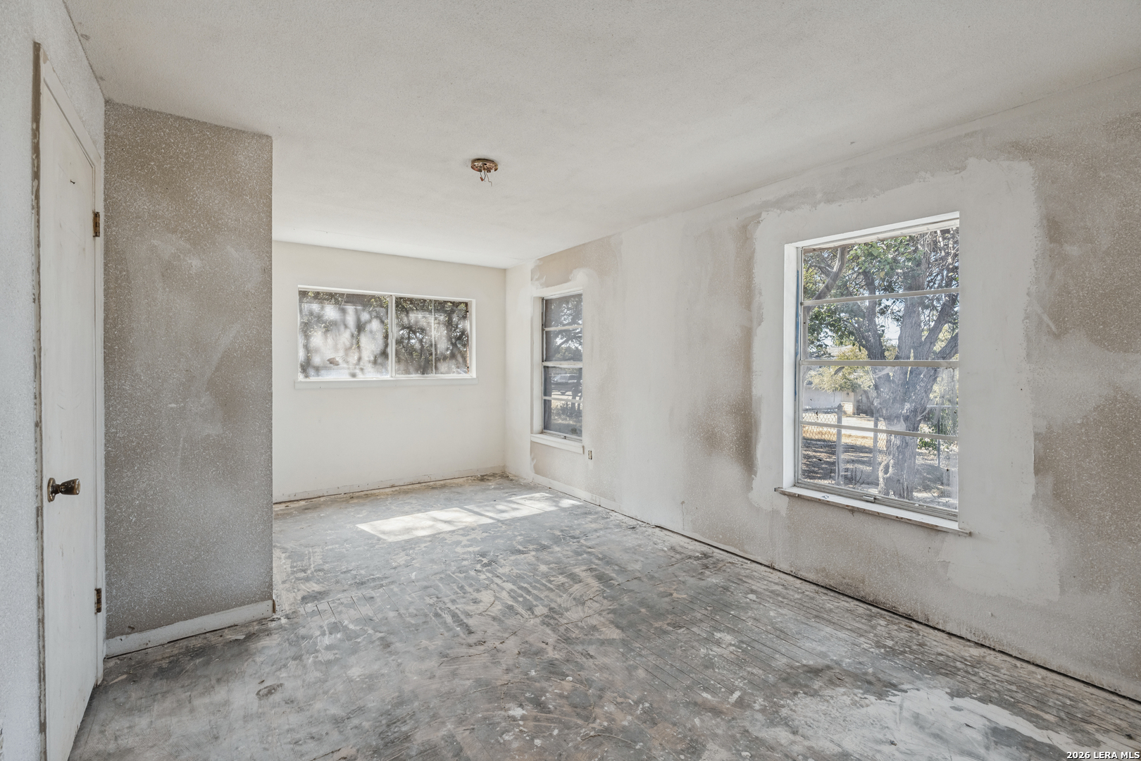 888 Canyon Bend, Canyon Lake, TX 78133