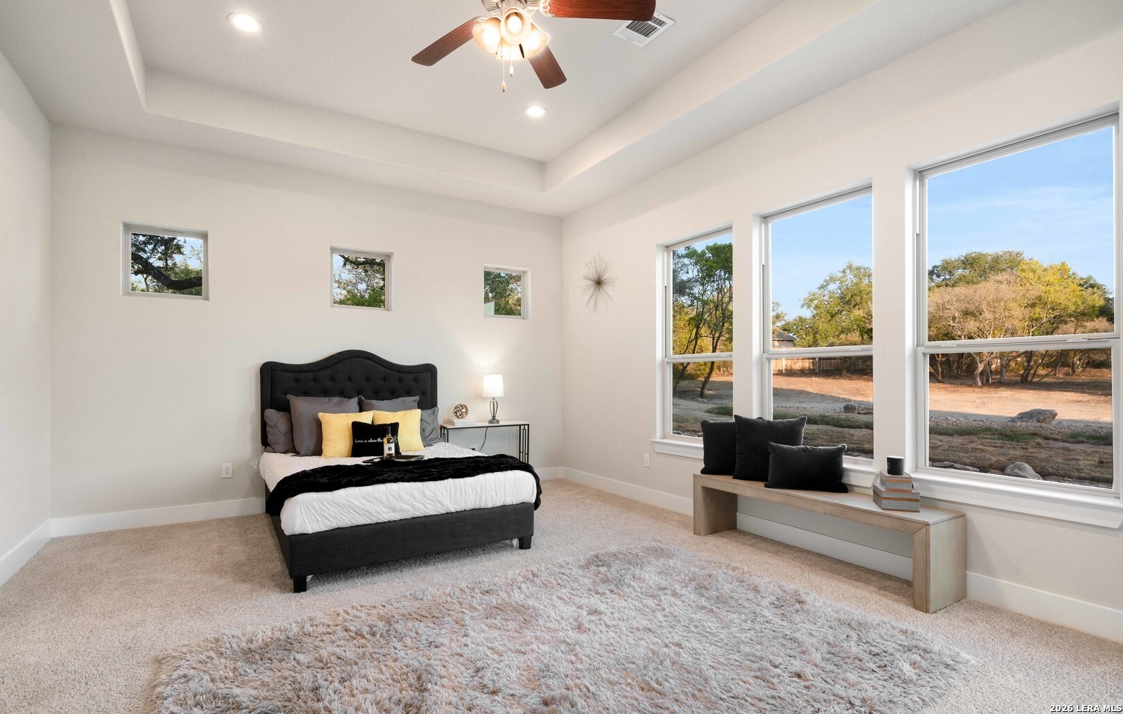 797 LILLY BLF, Castroville, TX 78009