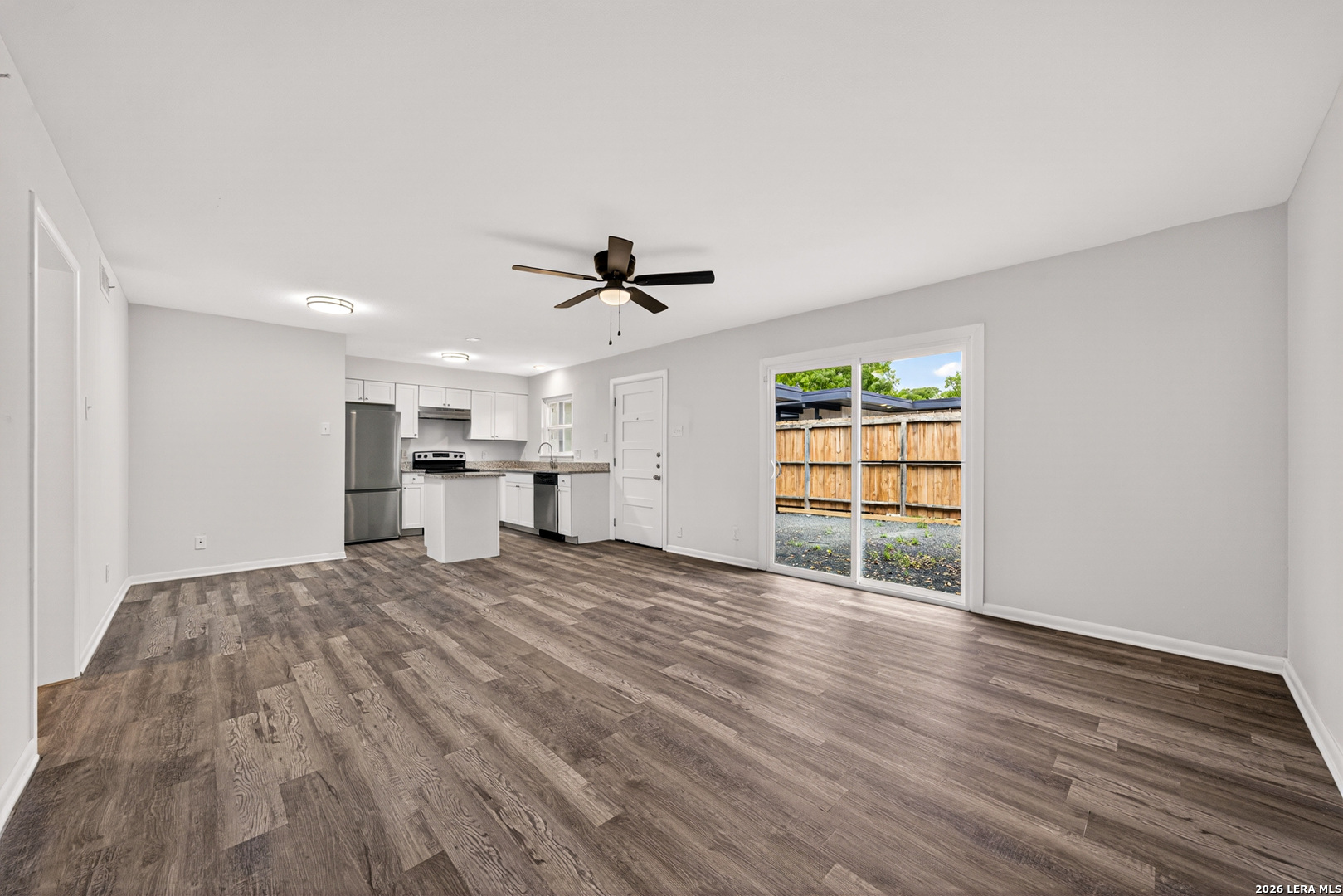 600 Gentleman Road, #8, Balcones Heights, TX 78201
