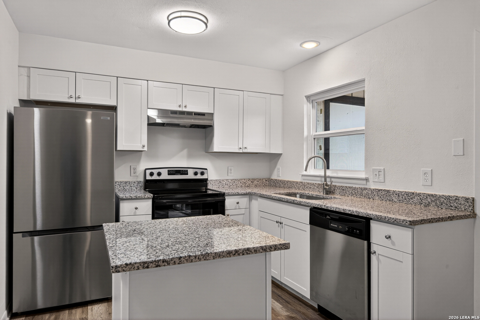 600 Gentleman Road, #8, Balcones Heights, TX 78201