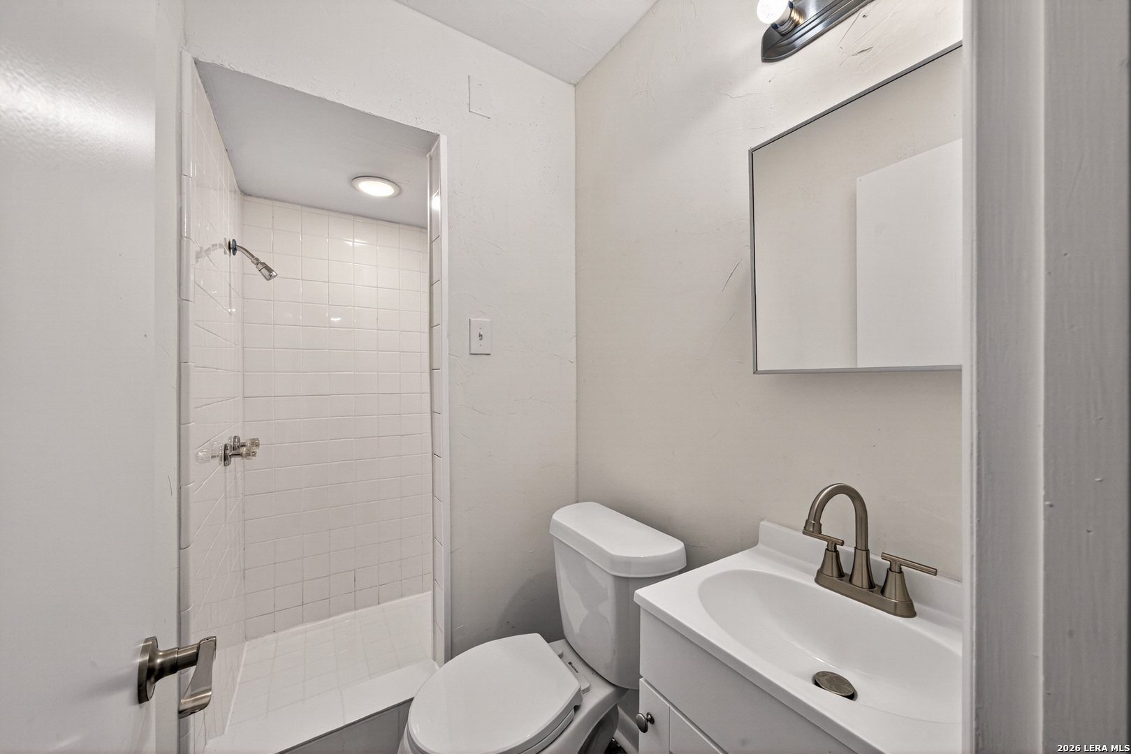 600 Gentleman Road, #8, Balcones Heights, TX 78201