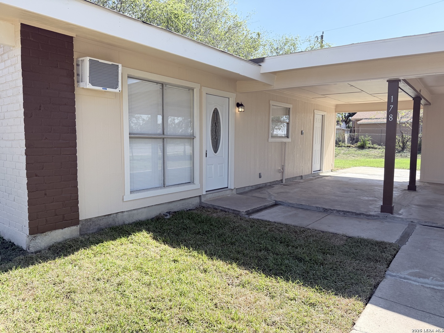 178 LAKE VALLEY ST, San Antonio, TX 78227