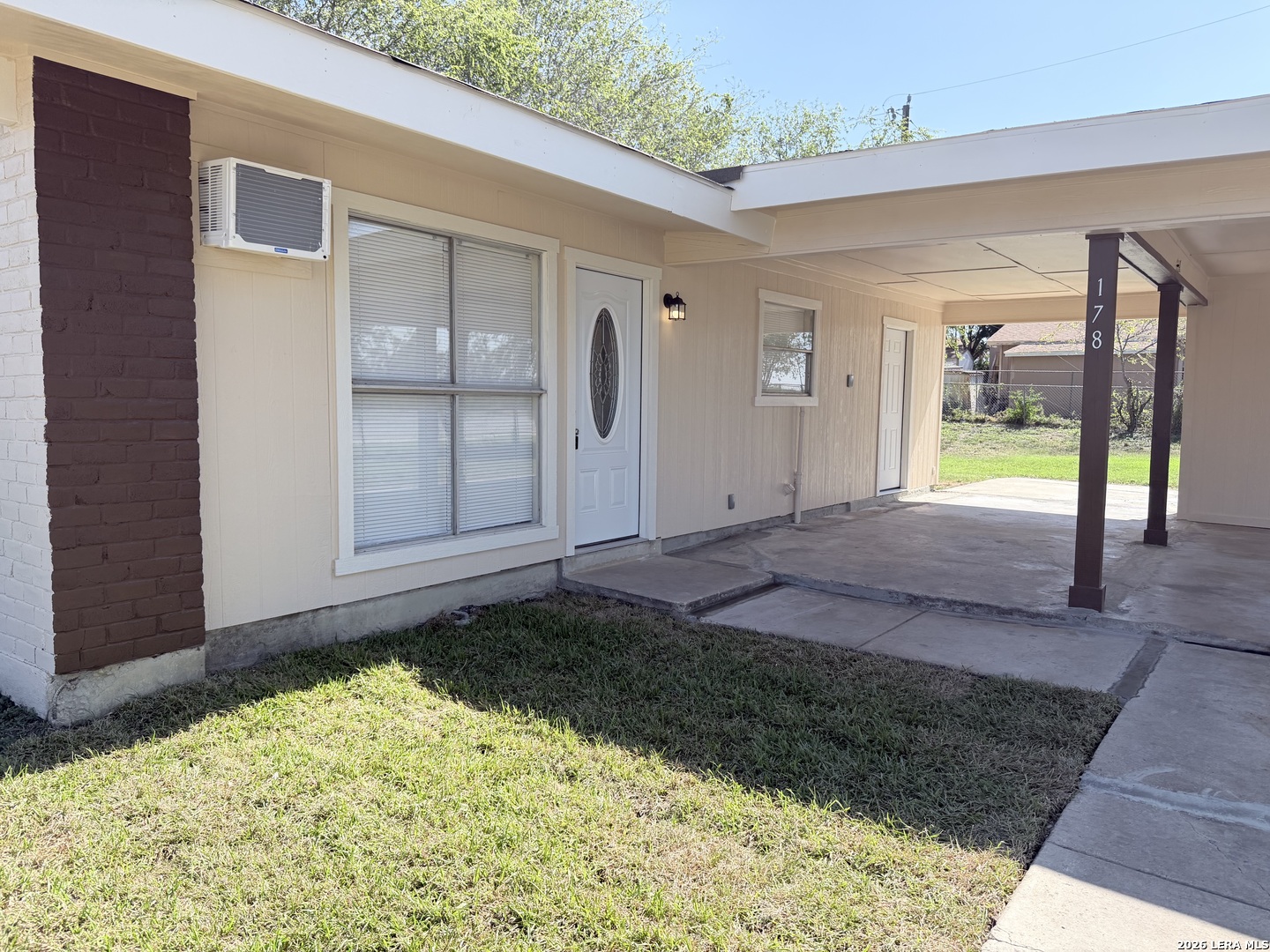 178 LAKE VALLEY ST, San Antonio, TX 78227