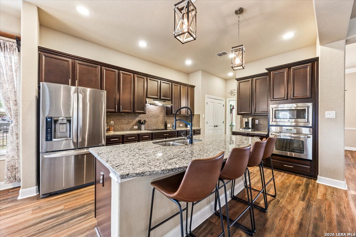 25939 Kalksteine, New Braunfels, TX 78132