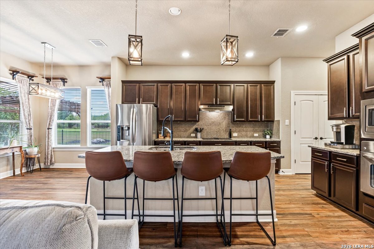 25939 Kalksteine, New Braunfels, TX 78132
