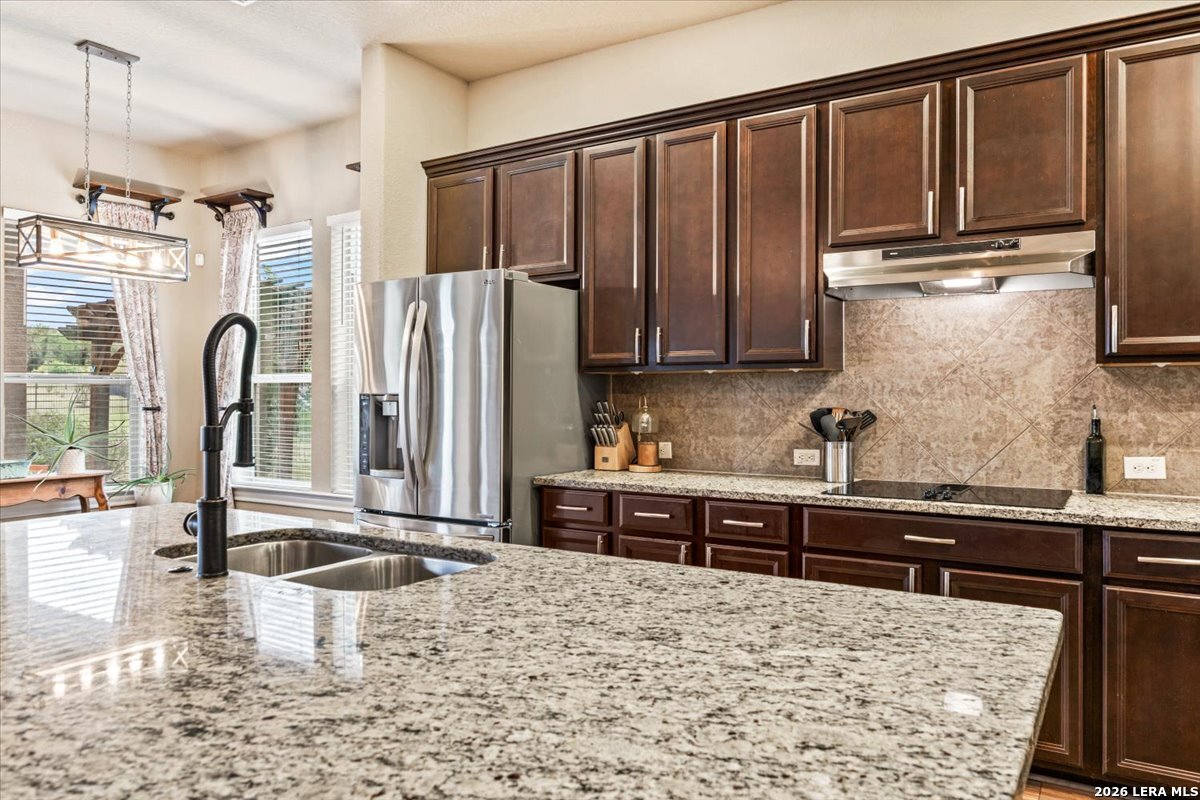 25939 Kalksteine, New Braunfels, TX 78132
