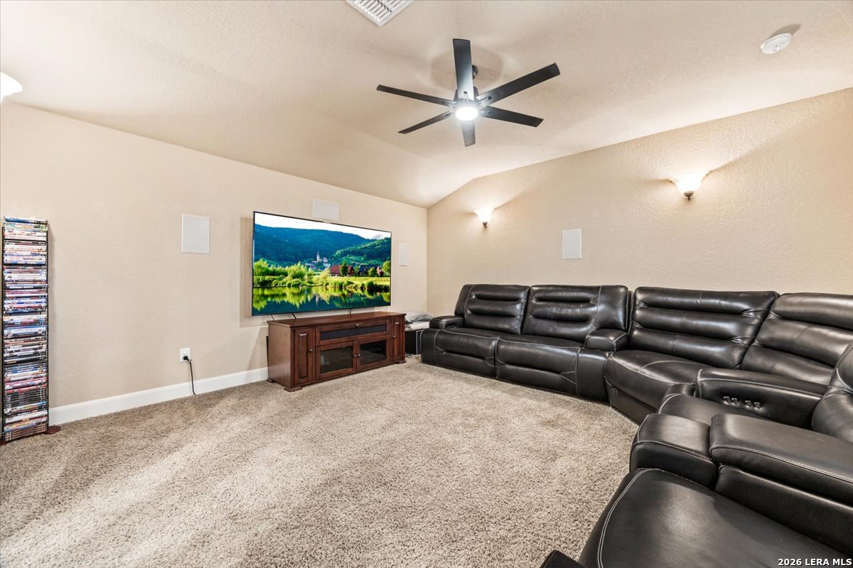 25939 Kalksteine, New Braunfels, TX 78132
