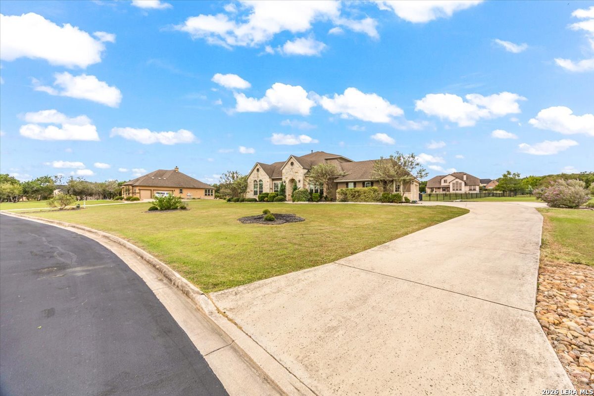 25939 Kalksteine, New Braunfels, TX 78132