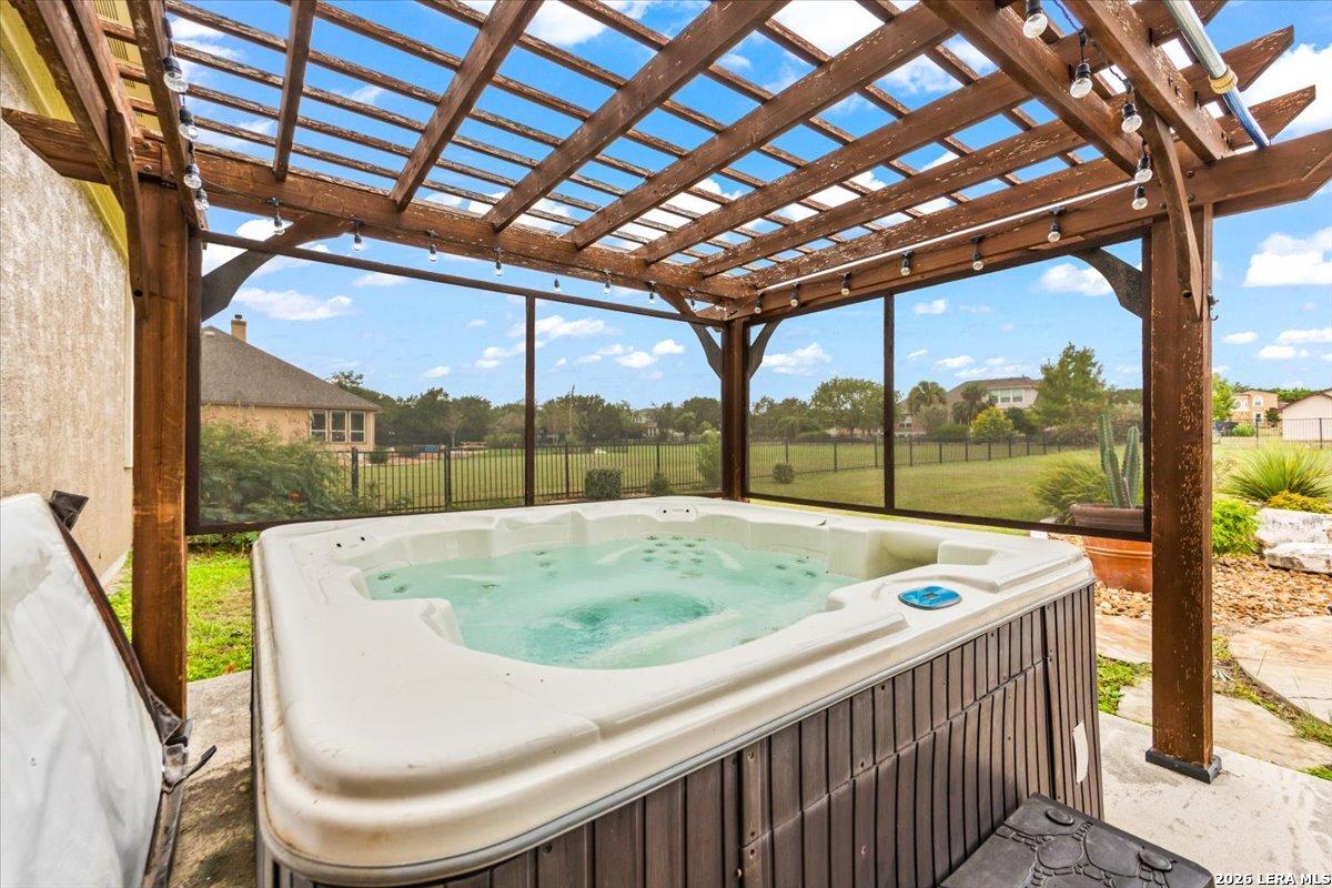 25939 Kalksteine, New Braunfels, TX 78132