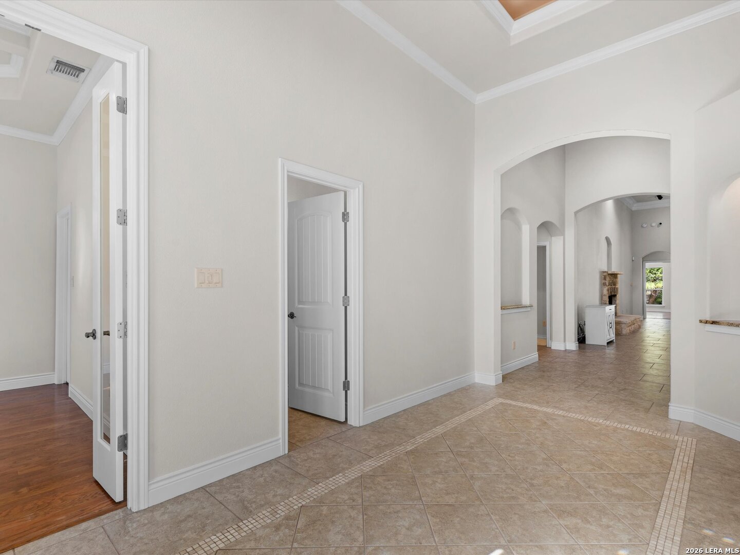 Entry/Foyer