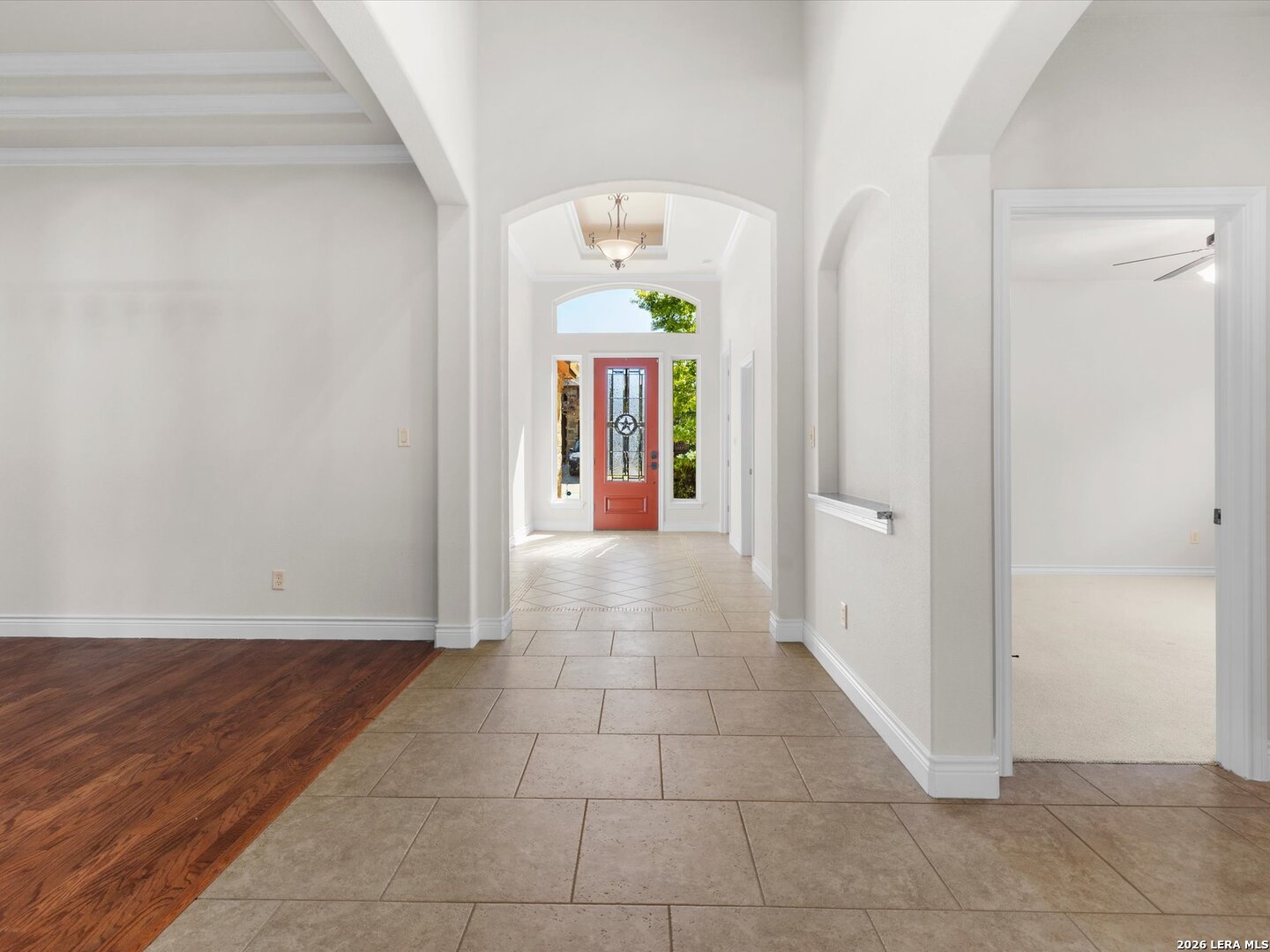 Entry/Foyer