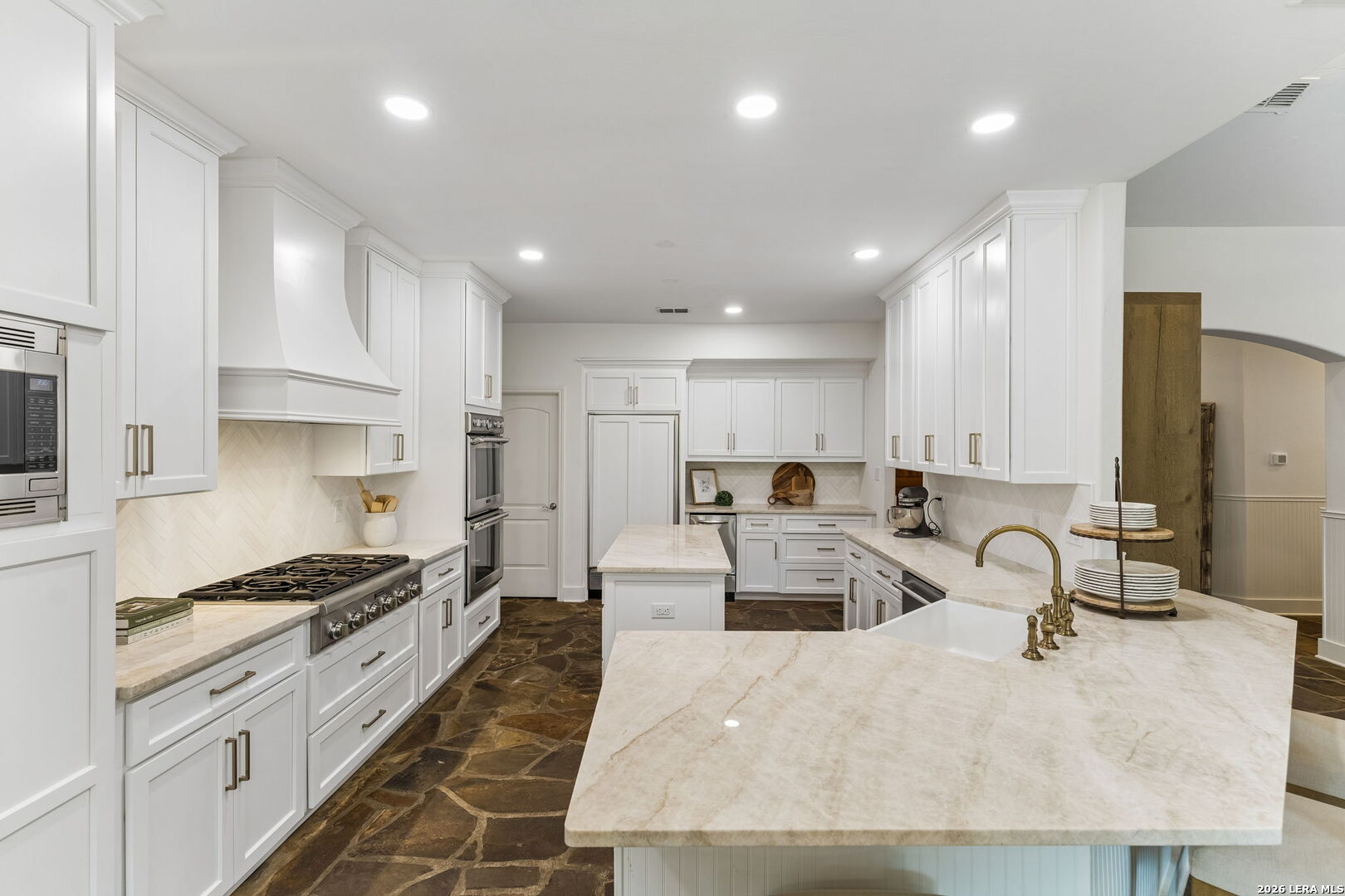 29023 CLOUD CROFT LN, Fair Oaks Ranch, TX 78015