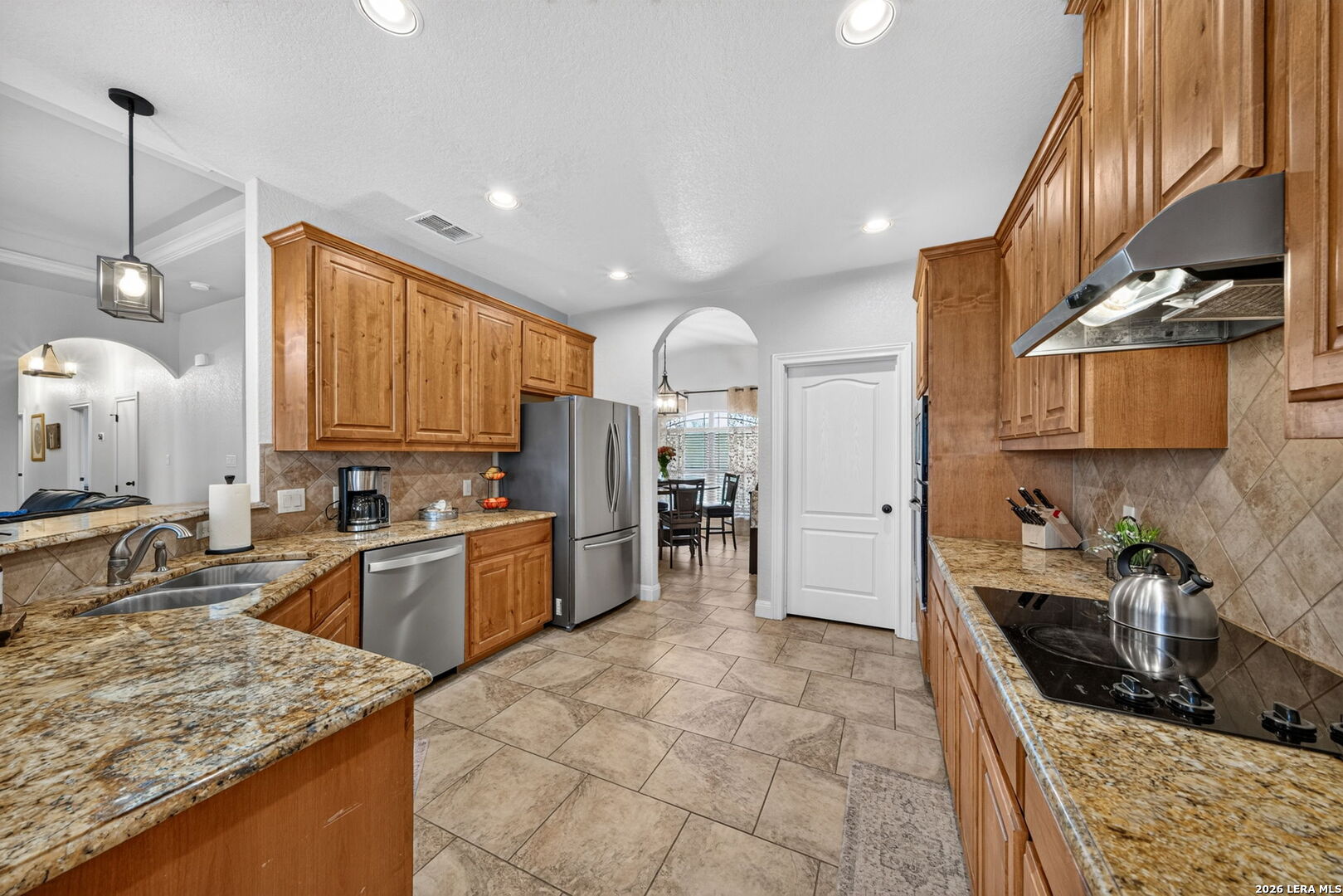 1027 County Road 367, Hondo, TX 78861