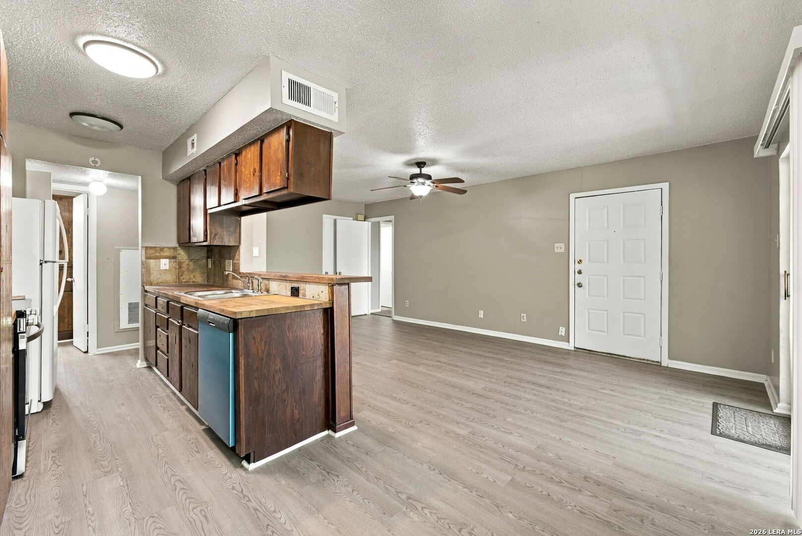 5823 SHADOW GLN, #4, San Antonio, TX 78240