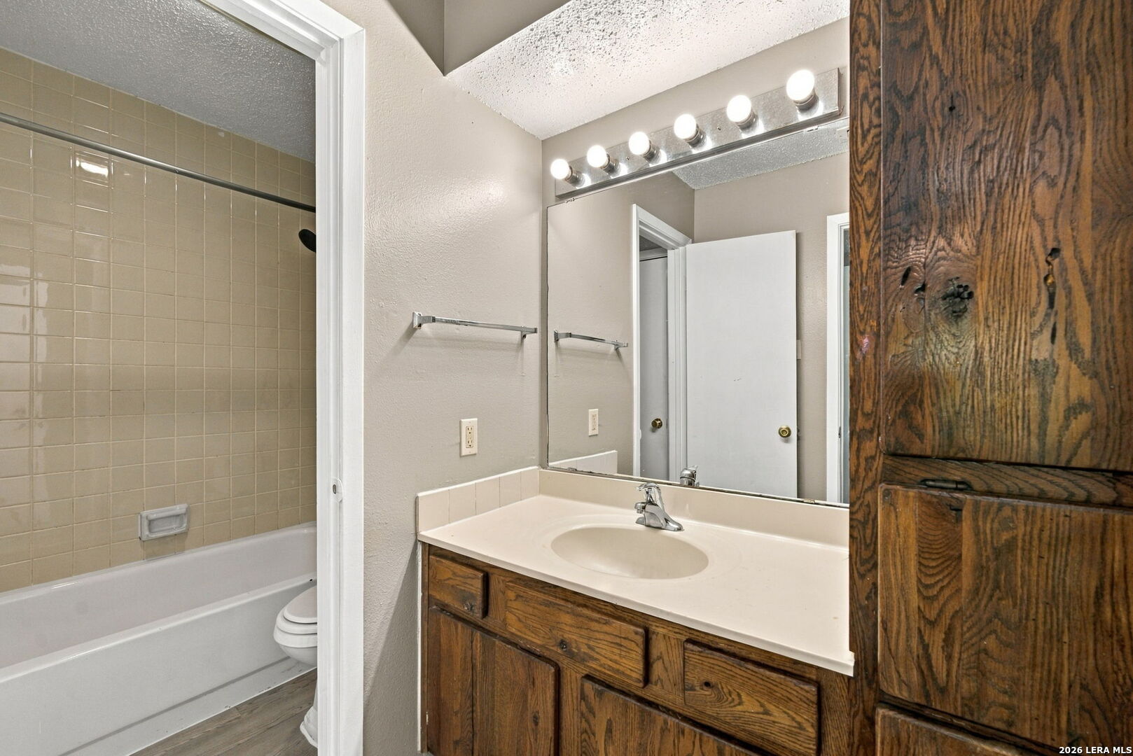 5823 SHADOW GLN, #4, San Antonio, TX 78240