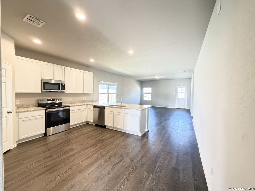 3215 Farm Oak, San Antonio, TX 78223
