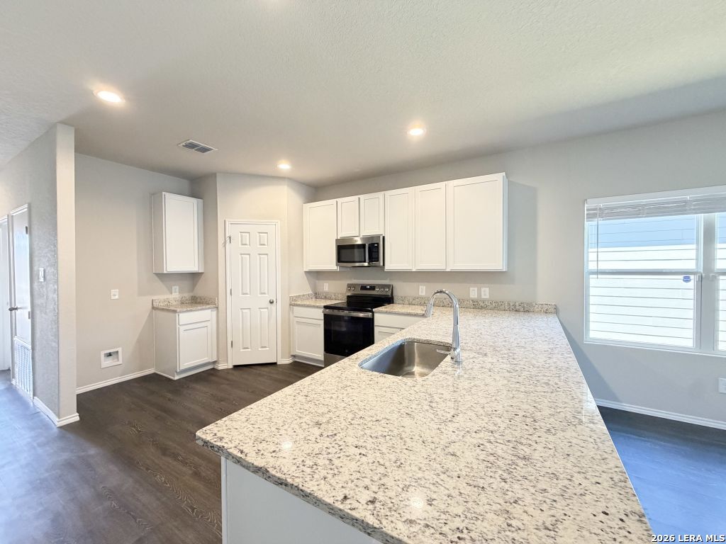 3215 Farm Oak, San Antonio, TX 78223
