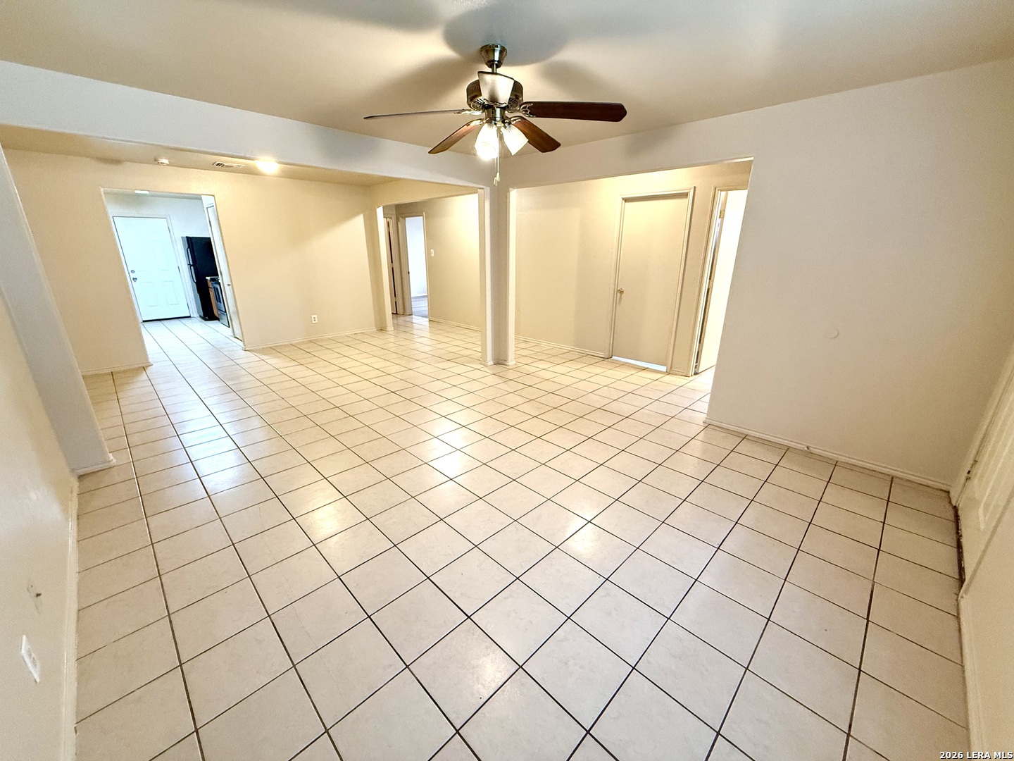 7568 Oak Chase, San Antonio, TX 78239