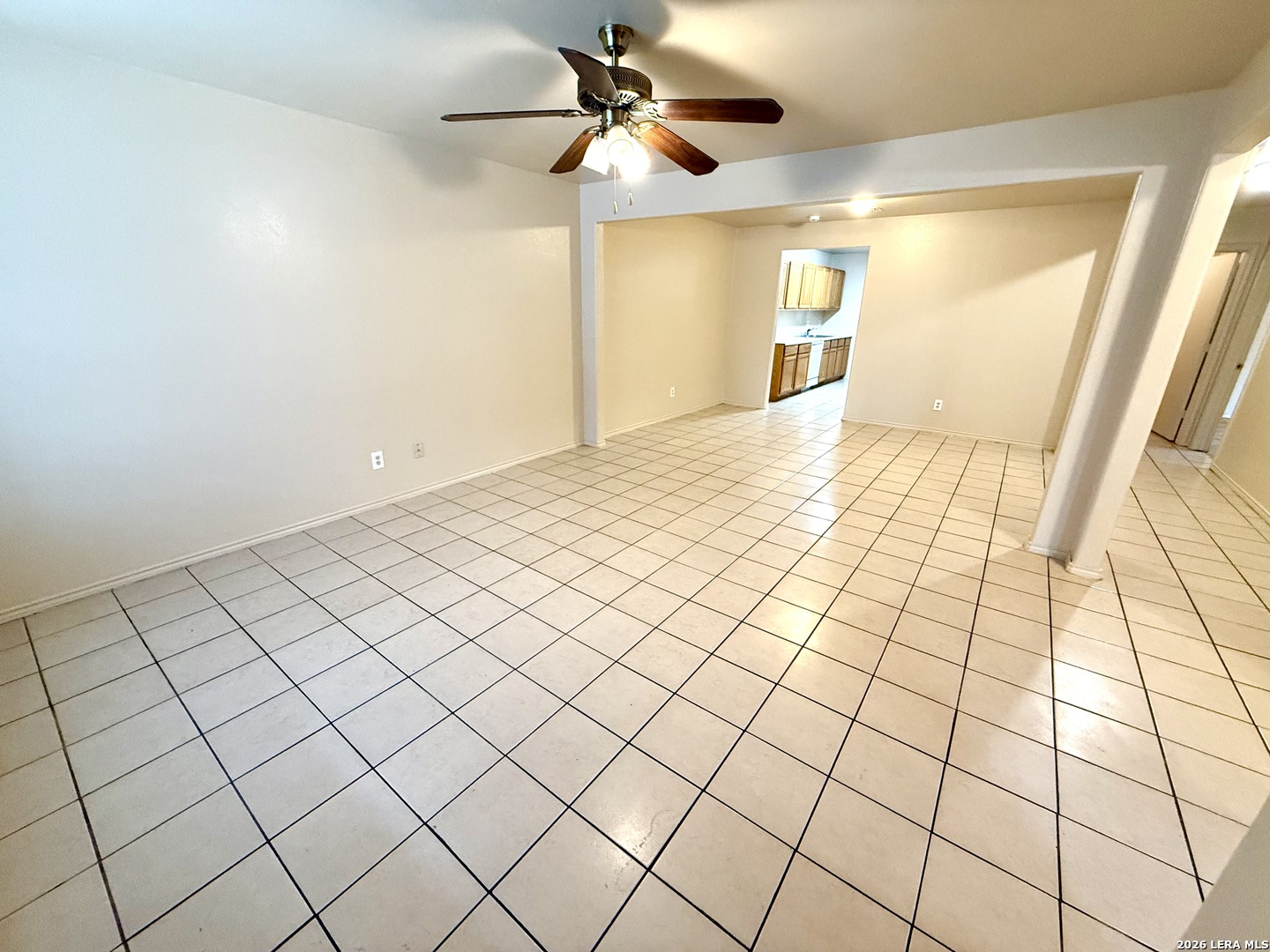 7568 Oak Chase, San Antonio, TX 78239