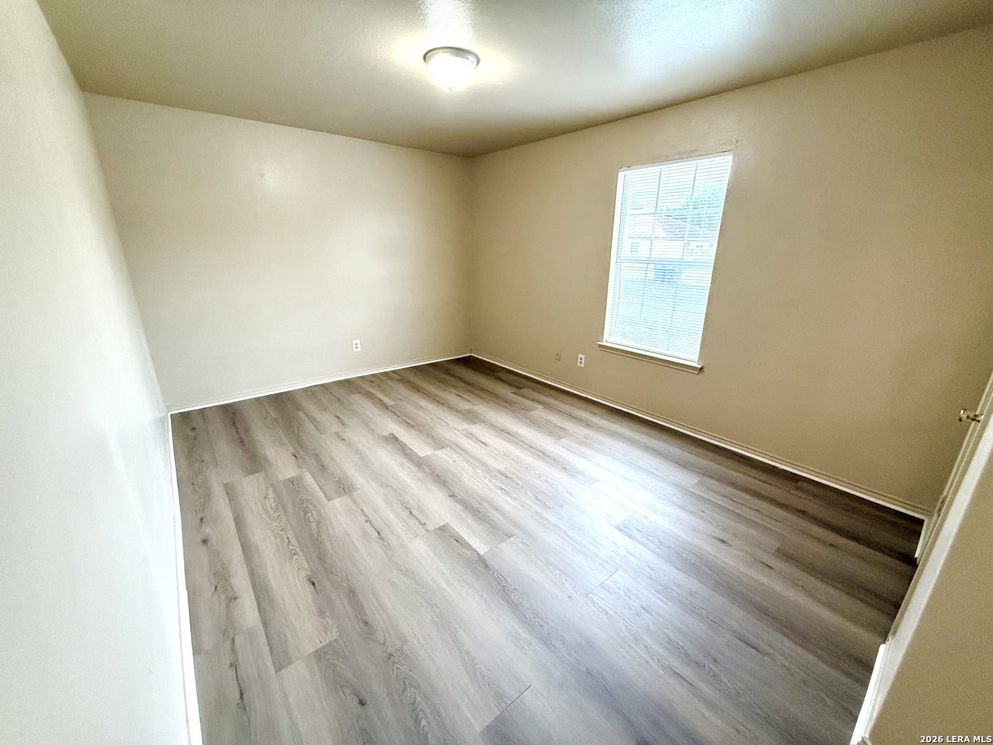 7568 Oak Chase, San Antonio, TX 78239