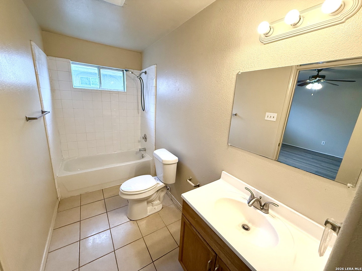 7568 Oak Chase, San Antonio, TX 78239