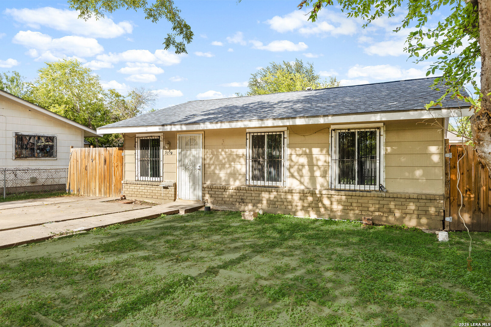 5759 WHITE FEATHER ST, San Antonio, TX 78242